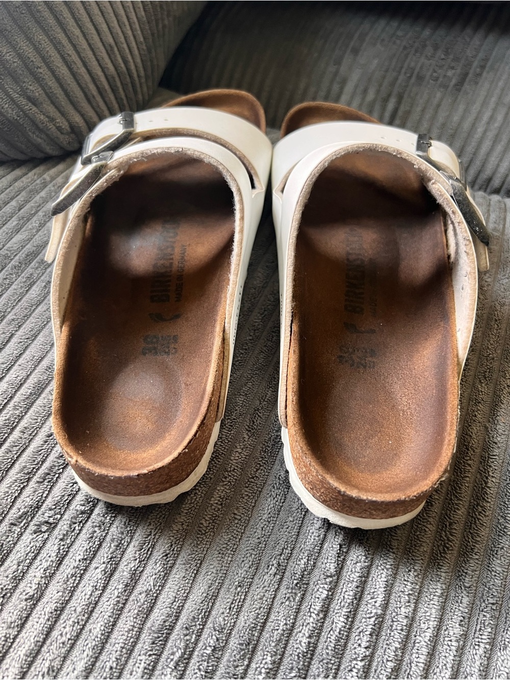 Birkenstock Arizona White Double Strap Slides Size 38 (US 7-7.5) - Picture 4 of 7